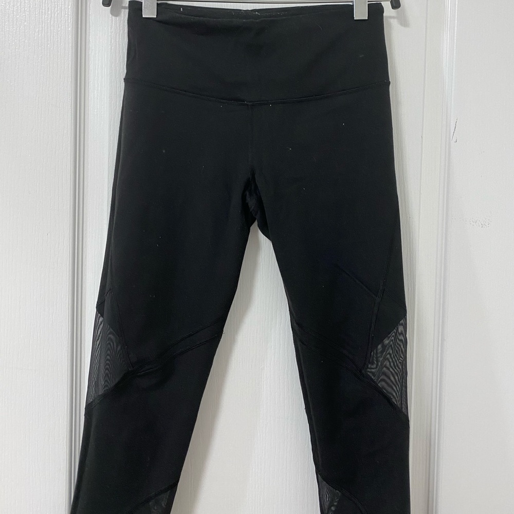 VICTORIA’S SECRET LEGGINGS